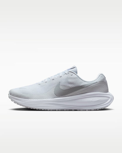 Nike Revolution 8