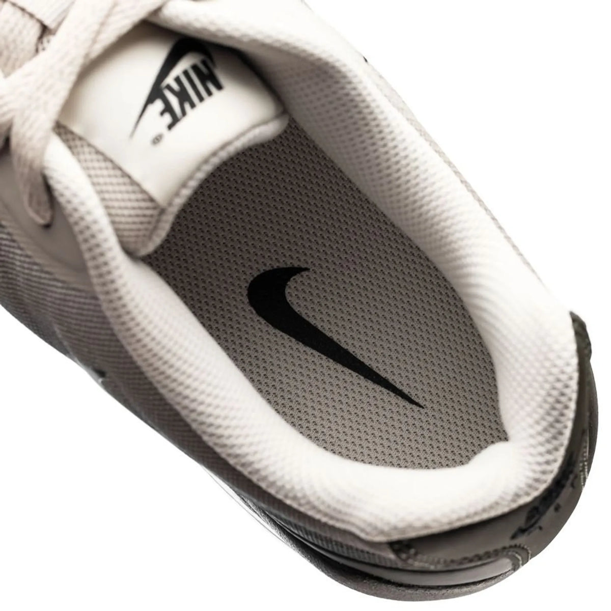 Nike Air Max Invigor – pánské tenisky